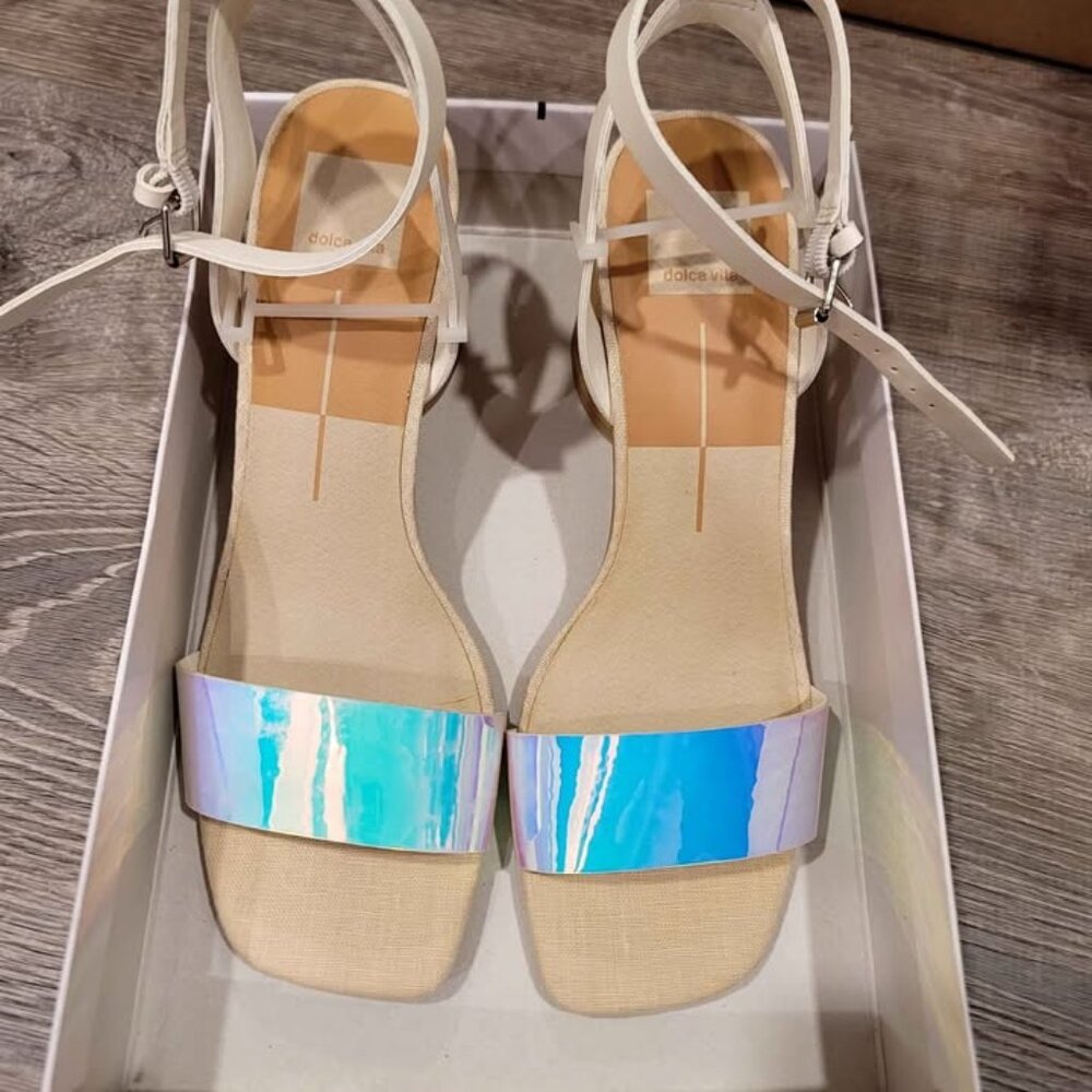 Dolce Vita ‘Hazel’ Sandals – Size 9, Silver Iridescent Heels - BRAND NEW